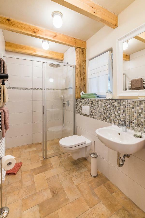 Adelinenhof - Ferienapartments, Fasten, Wellness & Gesundheit 부르크 외부 사진